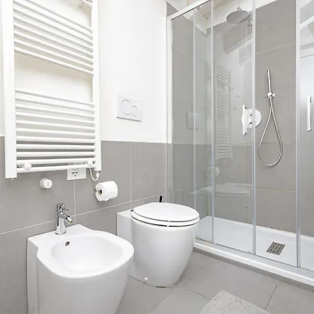 Apartment Flo Three 3 Bergamo