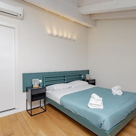 Flo Three 3 * Bergamo